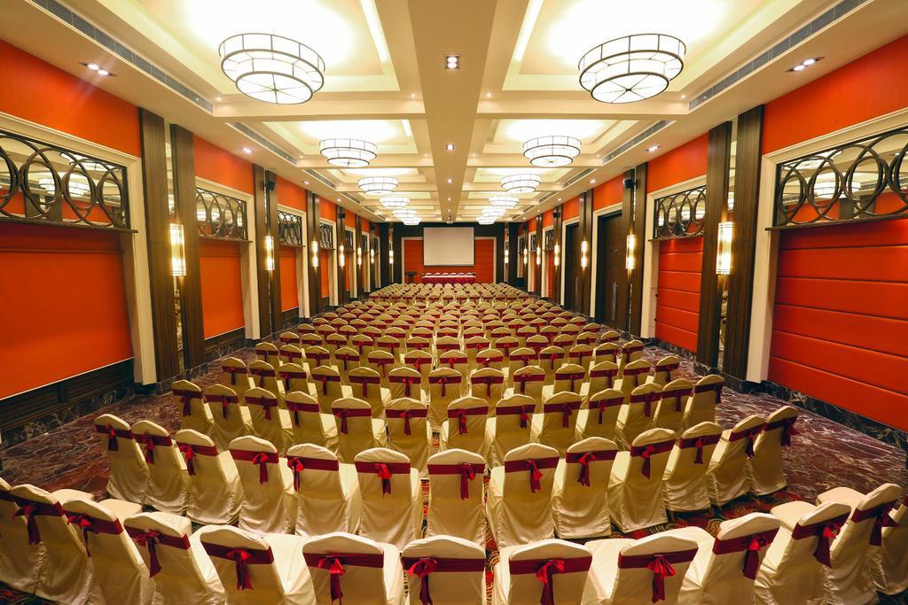 Grand Serenaa Hotel & Resorts, Auroville Ngoại thất bức ảnh