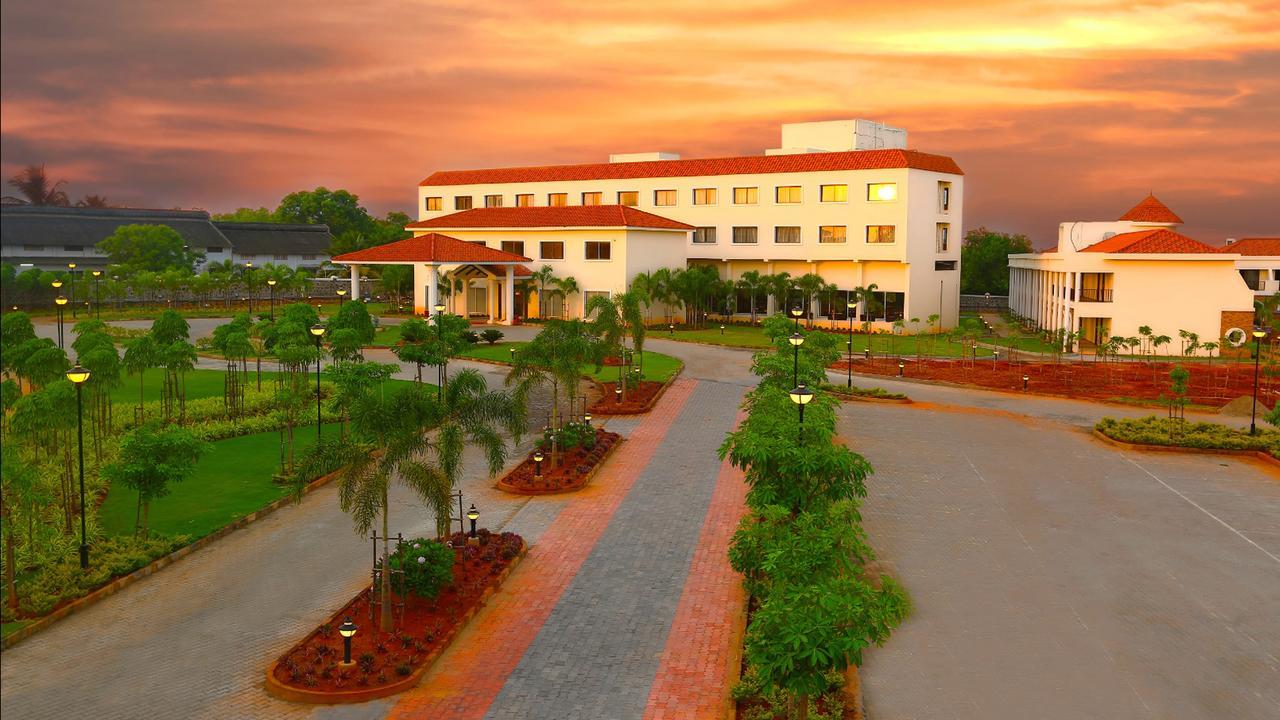 Grand Serenaa Hotel & Resorts, Auroville Ngoại thất bức ảnh