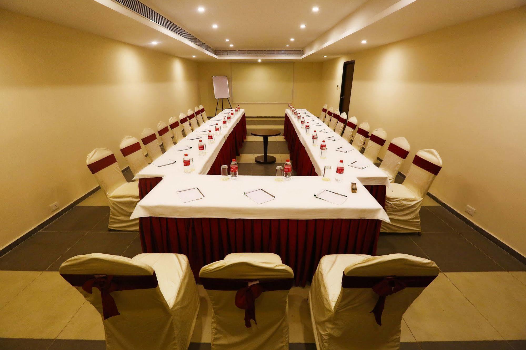 Grand Serenaa Hotel & Resorts, Auroville Ngoại thất bức ảnh