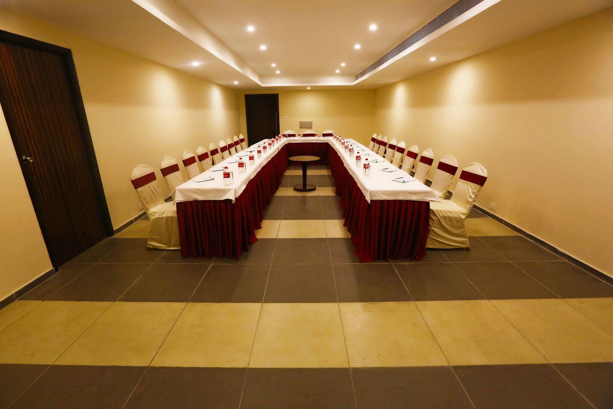 Grand Serenaa Hotel & Resorts, Auroville Ngoại thất bức ảnh