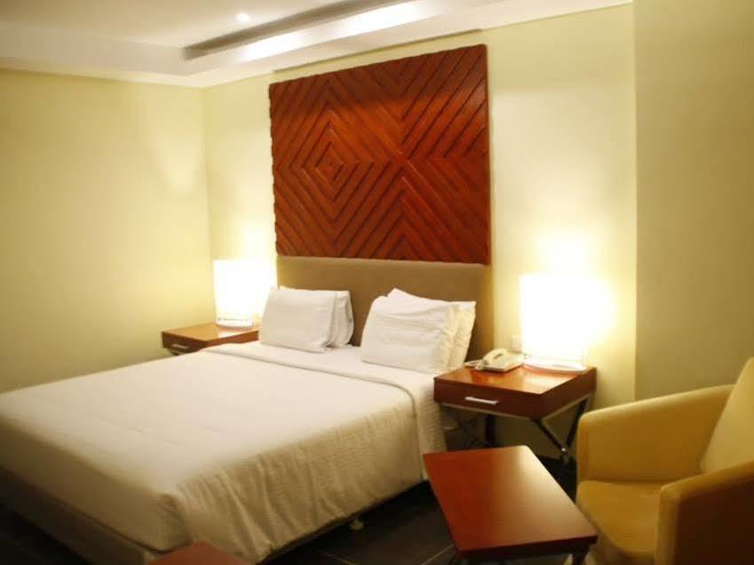Grand Serenaa Hotel & Resorts, Auroville Ngoại thất bức ảnh